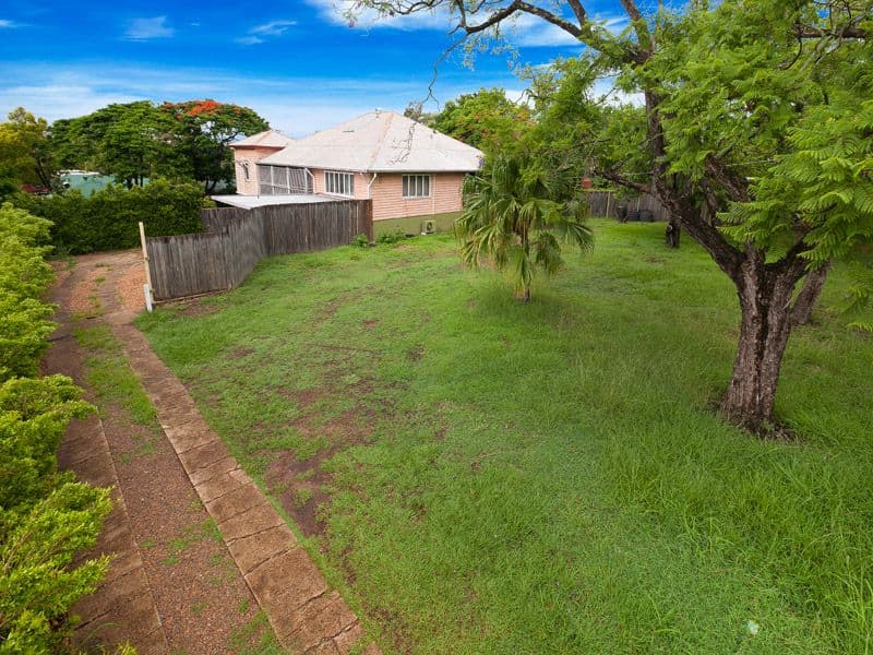 834 Oxley Road, Corinda QLD 4075, Corinda - Thumbnail 2