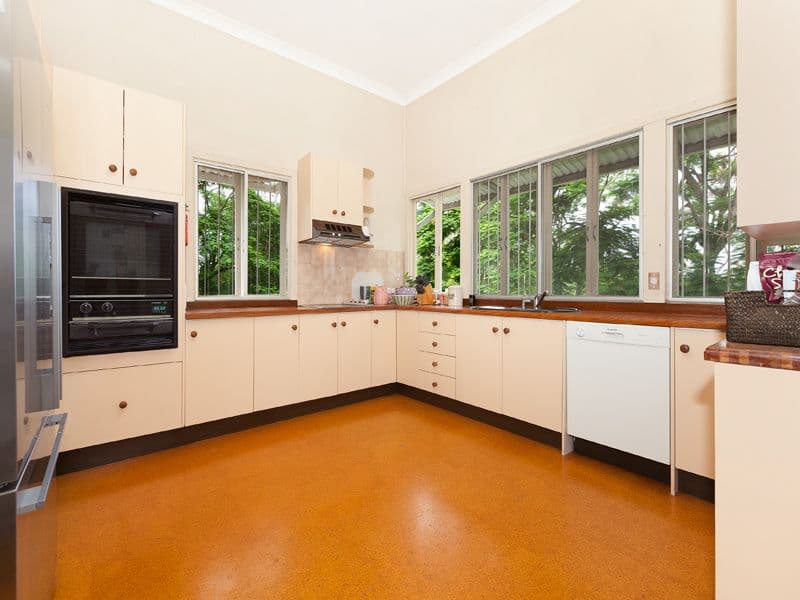 834 Oxley Road, Corinda QLD 4075, Corinda - Thumbnail 5