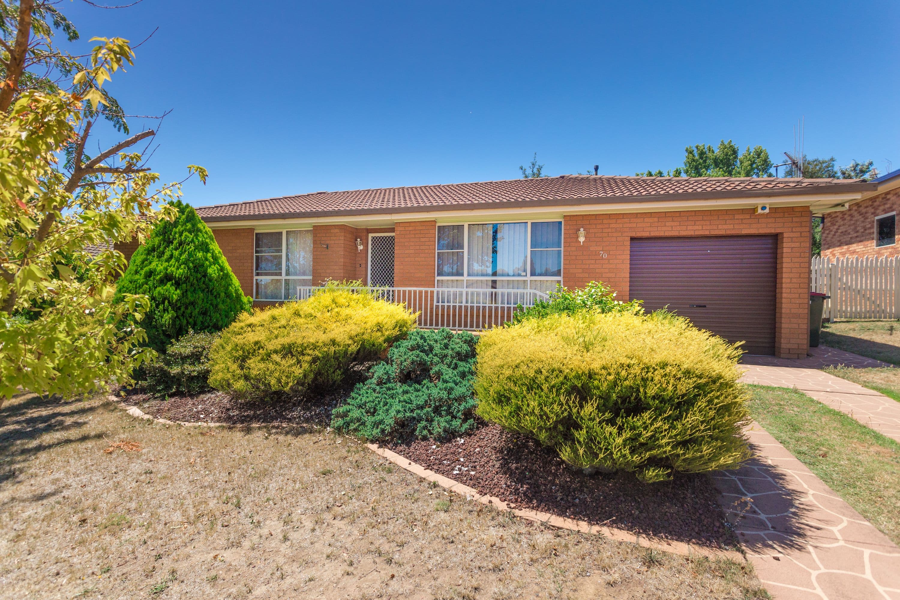 70 Sieben Drive, Orange - Image 1