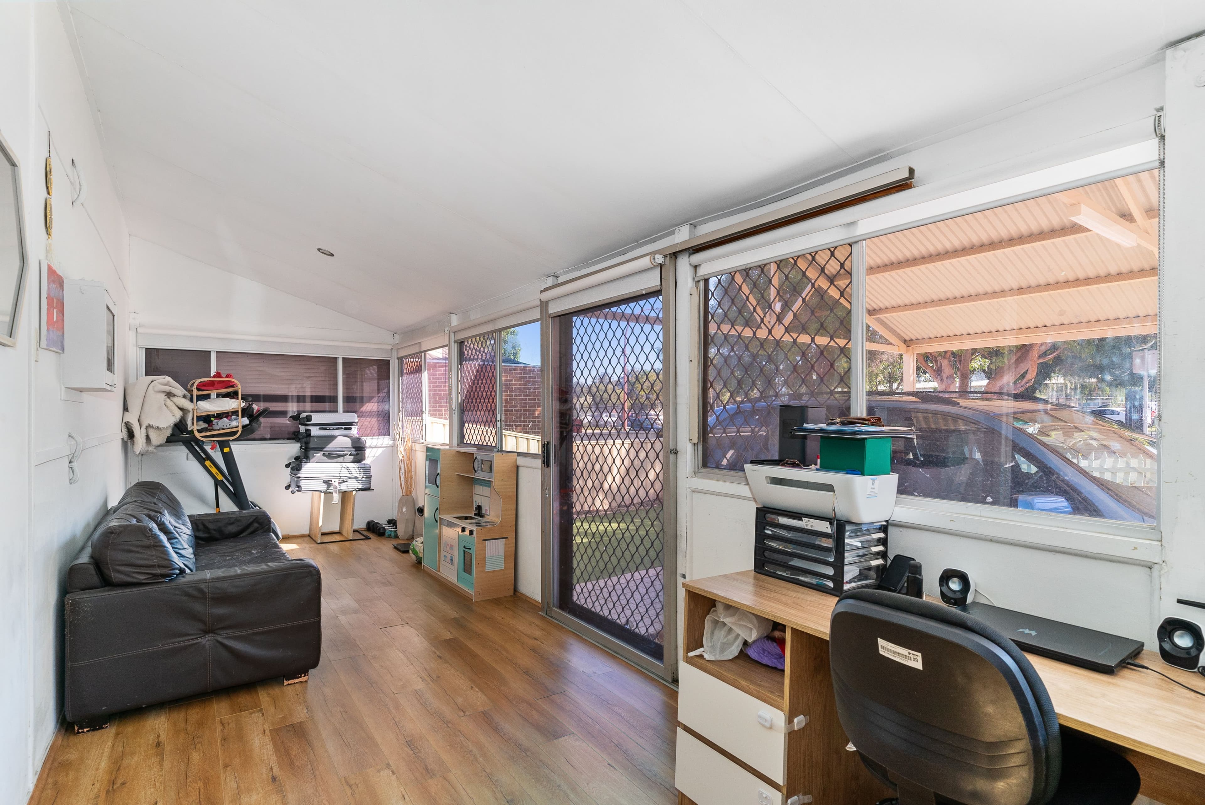 16 Hedley Street, Bentley WA 6102, Bentley - Thumbnail 2