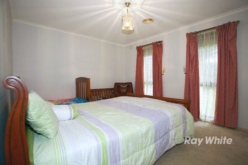 84 Circle Drive South, CRANBOURNE VIC 3977, Cranbourne - Thumbnail 6