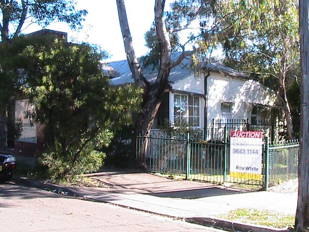 22 KINGSLAND Road, BERALA NSW 2141, Berala - Thumbnail 2