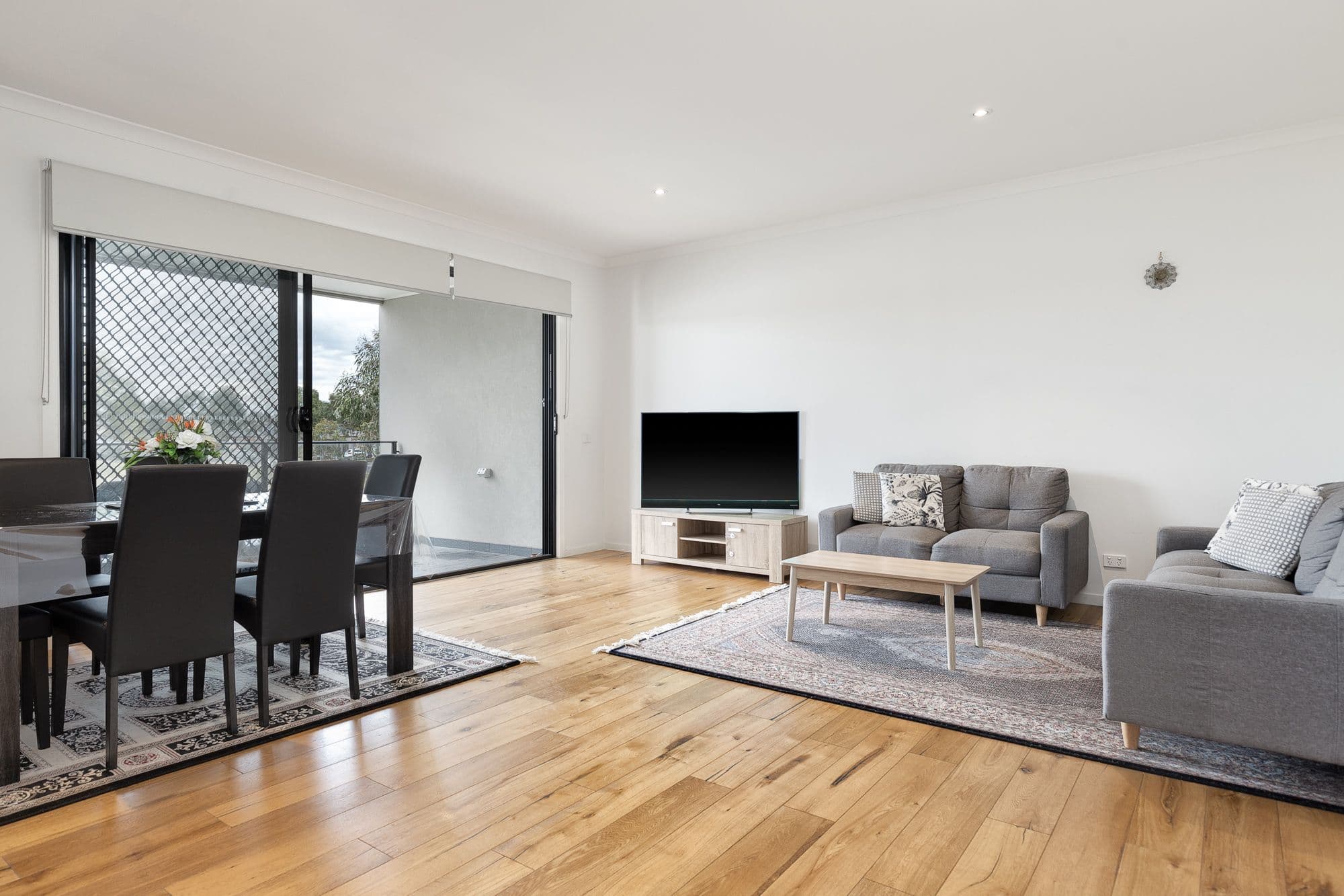 12 Bentley Lane, Clyde North VIC 3978, Clyde North - Thumbnail 5