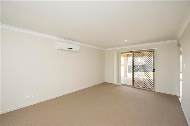 71 Daintree Boulevard, NEW AUCKLAND QLD 4680, New Auckland - Thumbnail 4