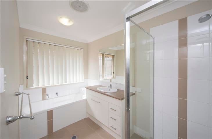 71 Daintree Boulevard, NEW AUCKLAND QLD 4680, New Auckland - Thumbnail 8