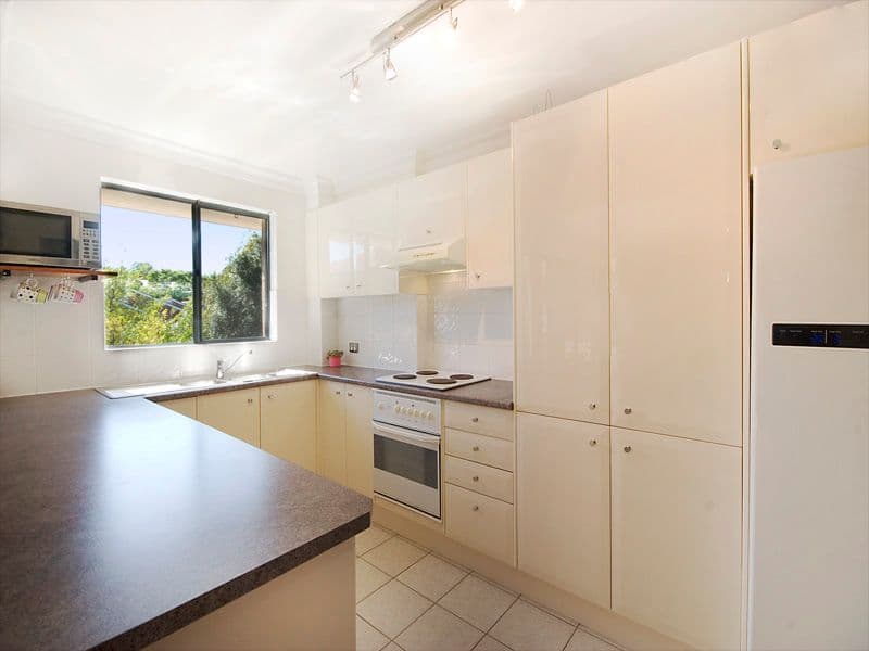34 Merton Street, SUTHERLAND NSW 2232, Sutherland - Thumbnail 2