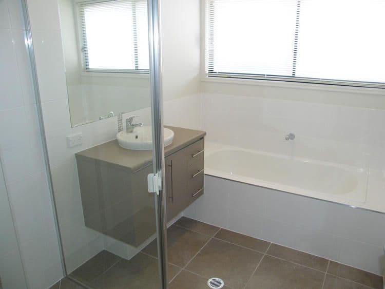 10 Somerset Drive, CARSELDINE QLD 4034, Carseldine - Thumbnail 8