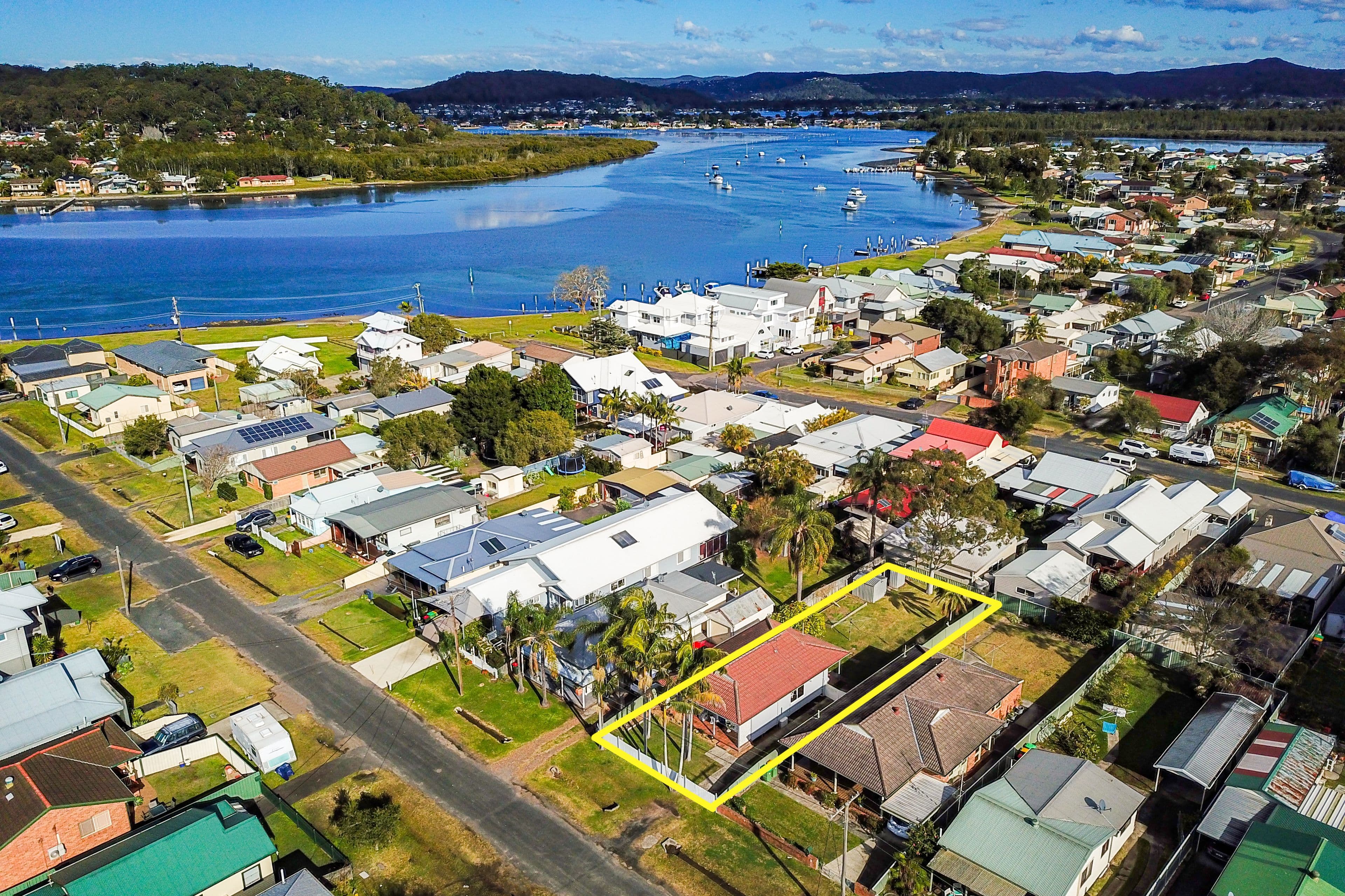 26 Davis Avenue, Davistown - Thumbnail 2