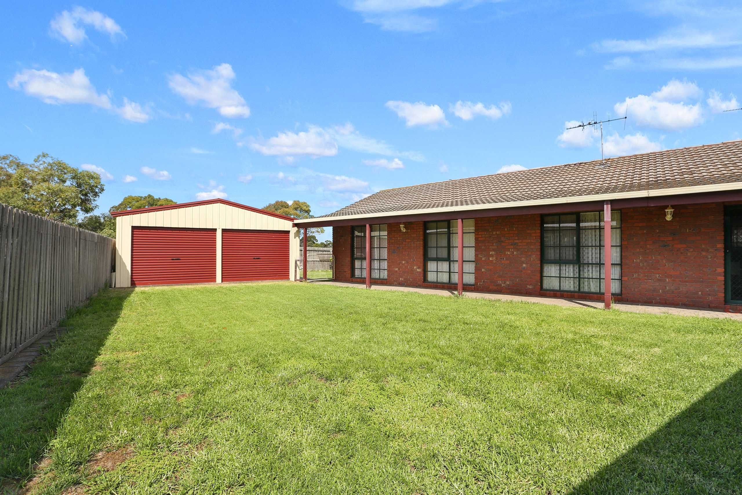 18 Gaunt Street, Lara VIC 3212, Lara - Thumbnail 2