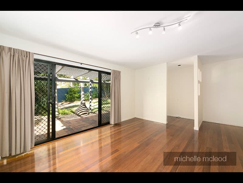 26 Aurora Crescent, Kenmore QLD 4069, Kenmore - Thumbnail 4