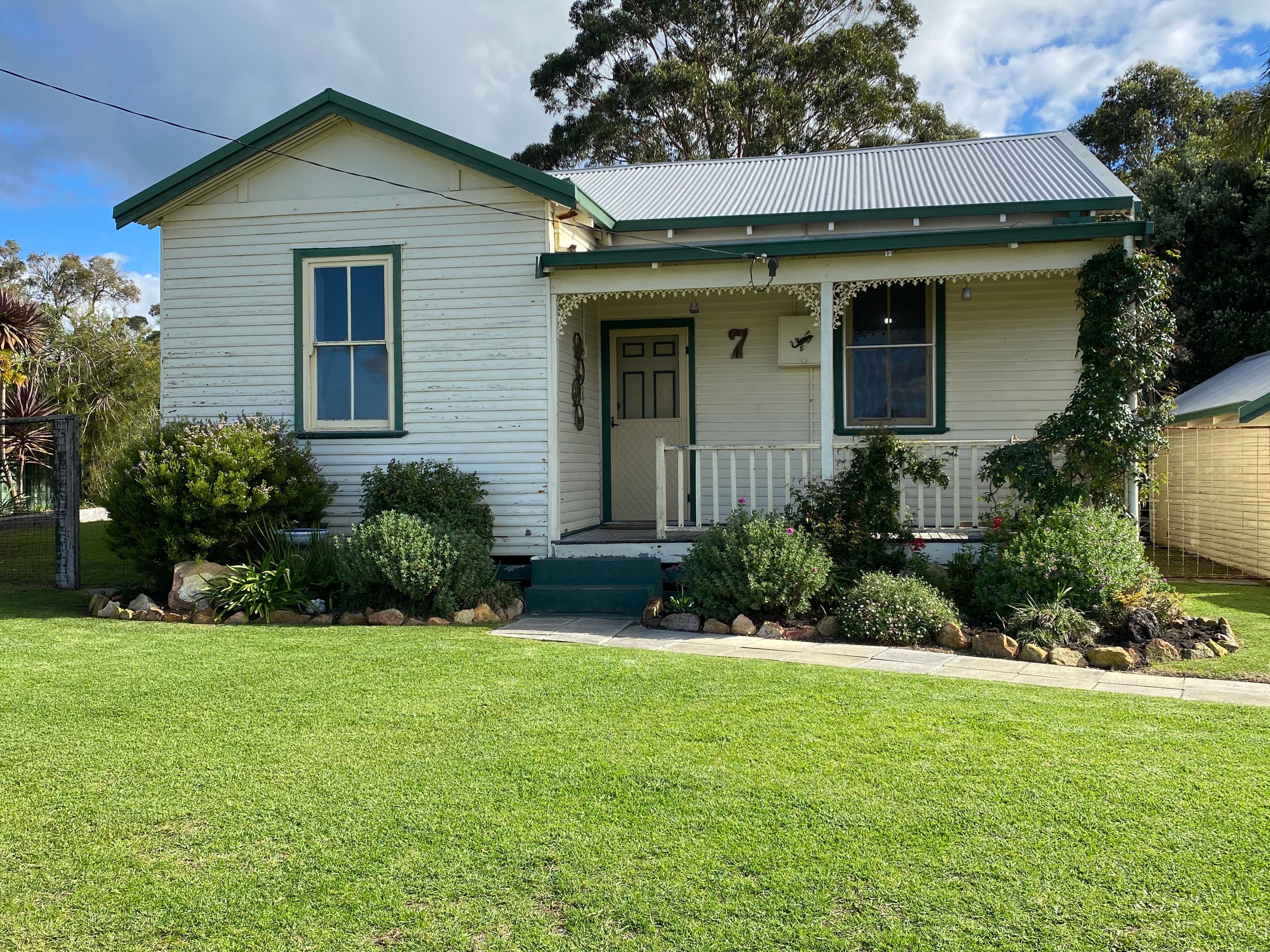 7 Eaton Avenue, Mount Barker WA 6324, Mount Barker - Thumbnail 2