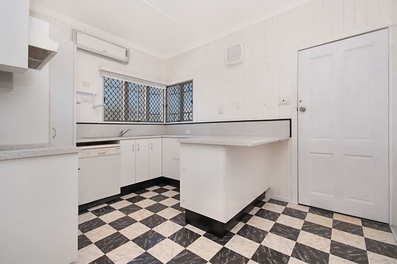 4 Goodwin Street, CURRAJONG QLD 4812, Currajong - Thumbnail 3