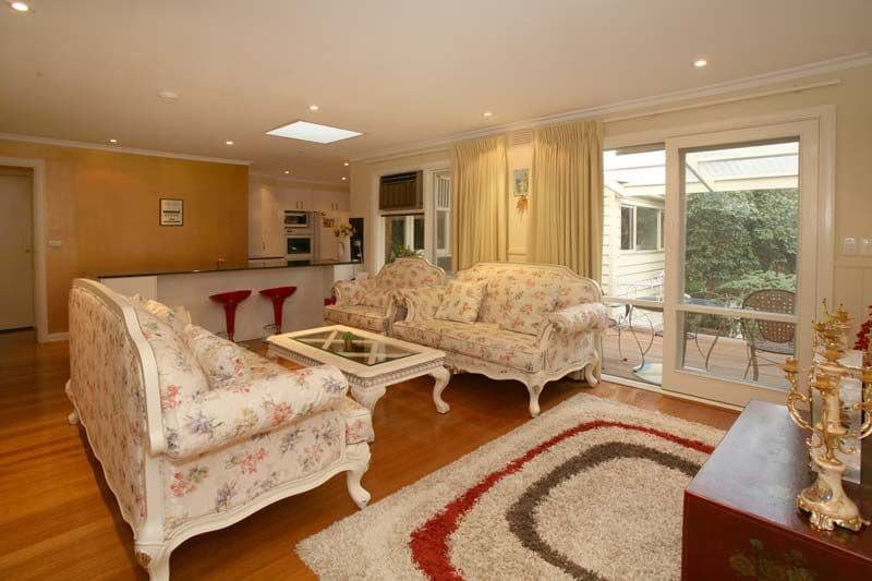 4 Heatherlea Drive, WHEELERS HILL VIC 3150, Wheelers Hill - Thumbnail 4