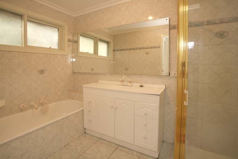 4 Heatherlea Drive, WHEELERS HILL VIC 3150, Wheelers Hill - Thumbnail 7