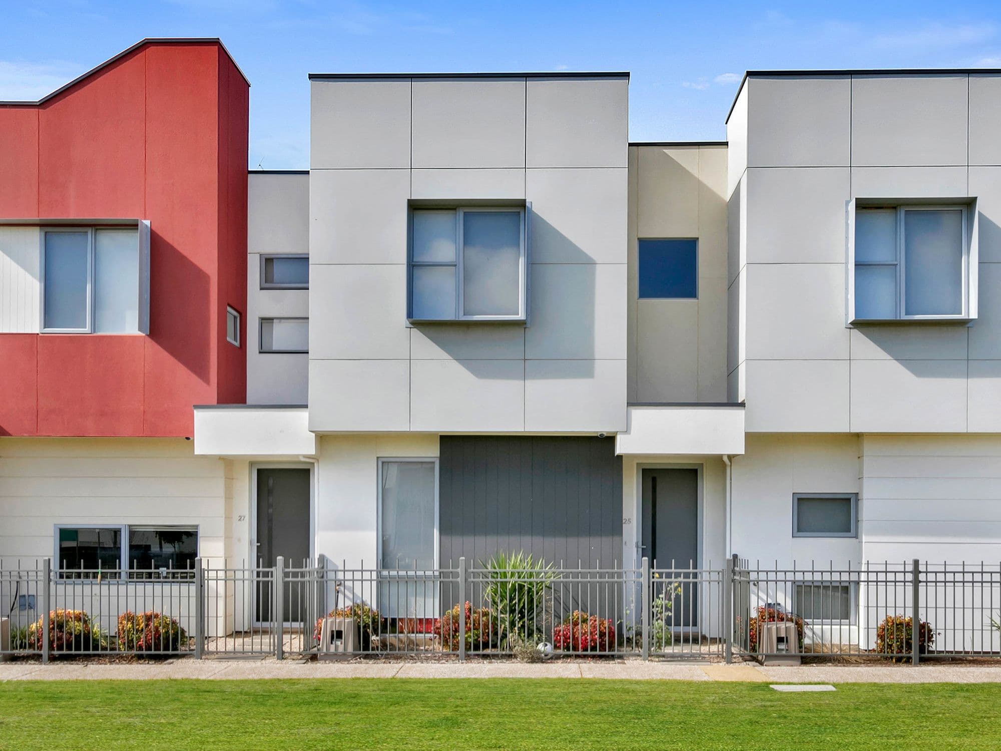 (D.H.A) Defence Housing Australia, Lightsview SA 5085, Lightsview - Image 1
