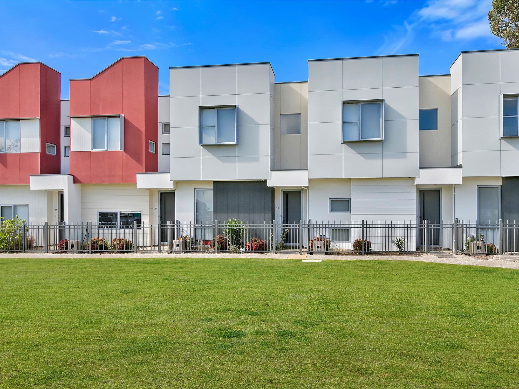 (D.H.A) Defence Housing Australia, Lightsview SA 5085, Lightsview - Thumbnail 2