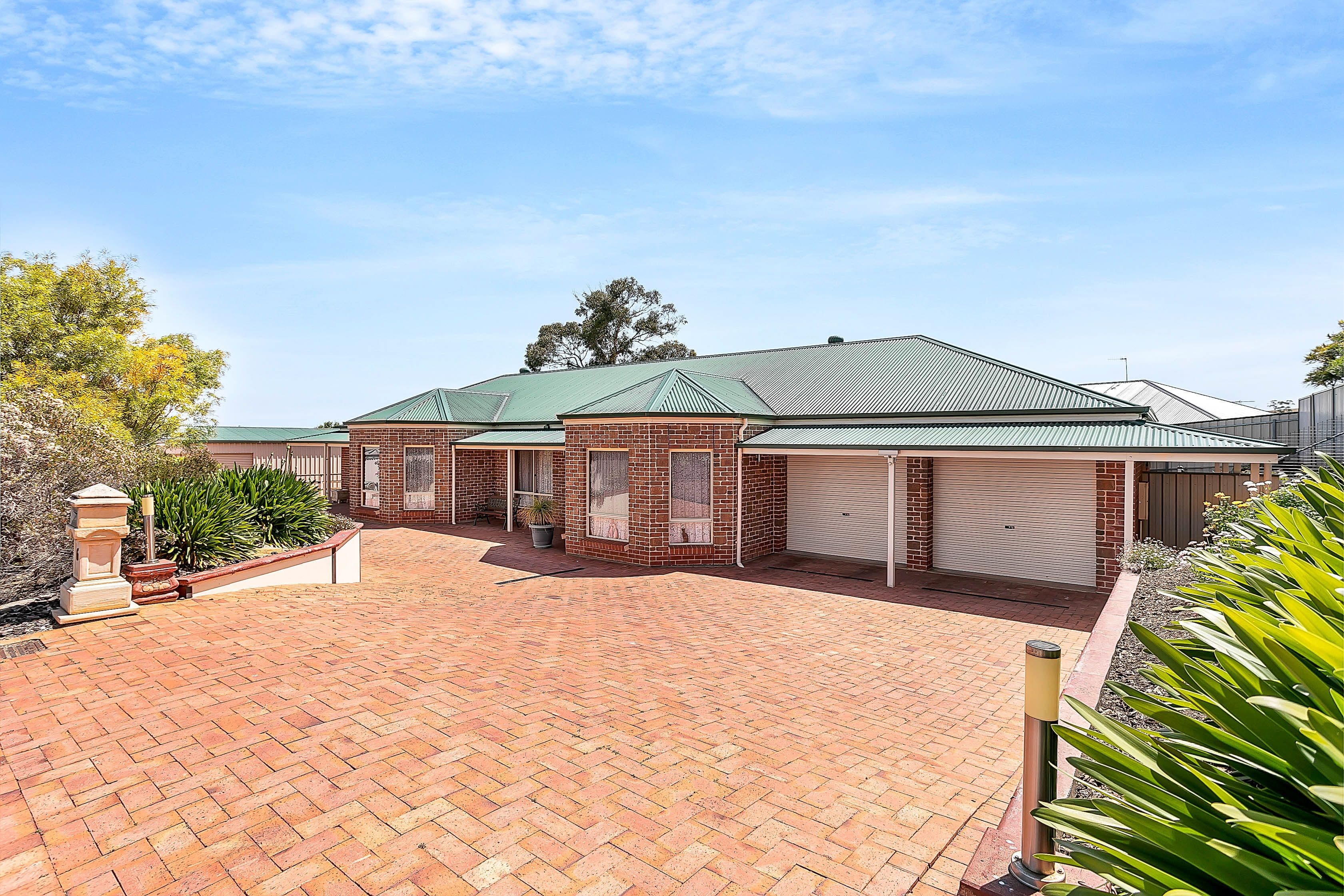 6 Gordon Crescent, Strathalbyn SA 5255, Strathalbyn - Thumbnail 2