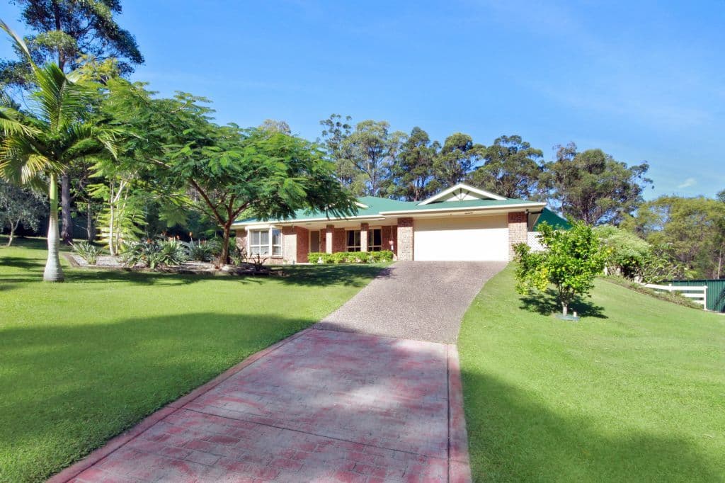 1 Carol Anne Court, BONOGIN QLD 4213, Bonogin - Image 1