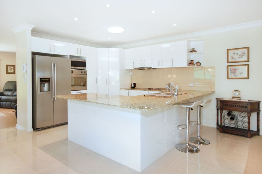 1 Carol Anne Court, BONOGIN QLD 4213, Bonogin - Thumbnail 2