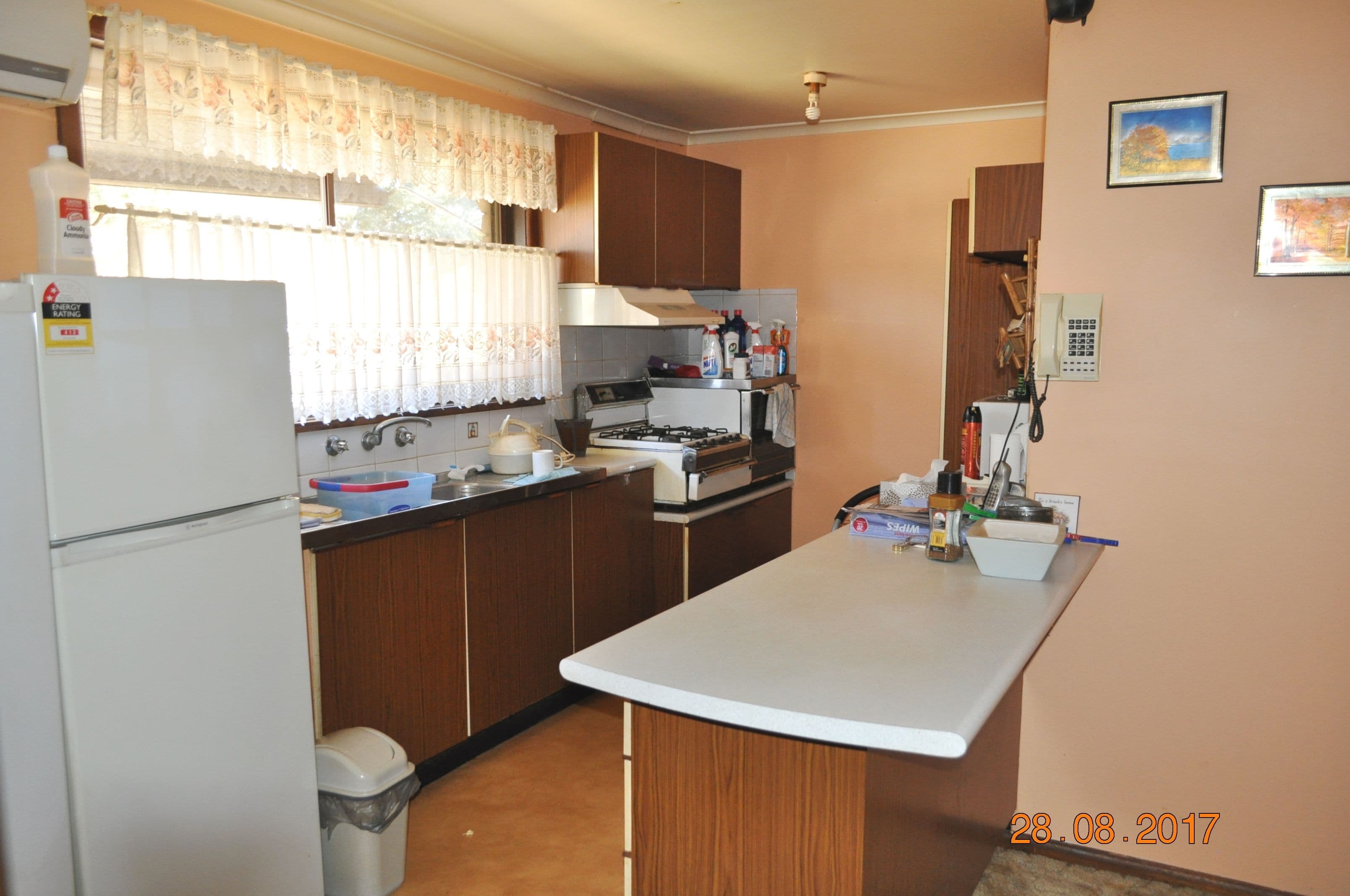 10 Chamen Street, Cootamundra - Thumbnail 8
