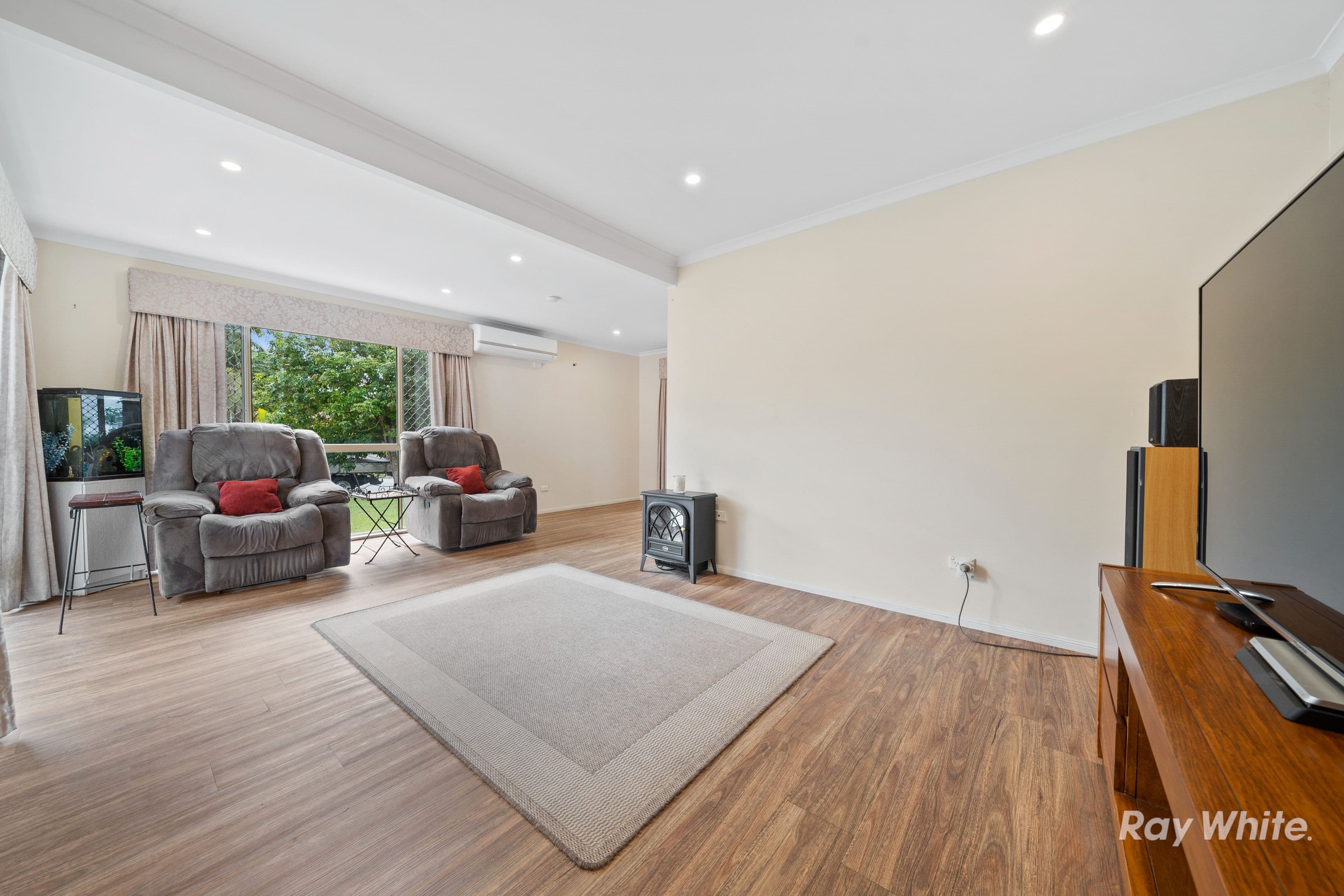 19 Ammons Street, Browns Plains QLD 4118, Browns Plains - Thumbnail 3