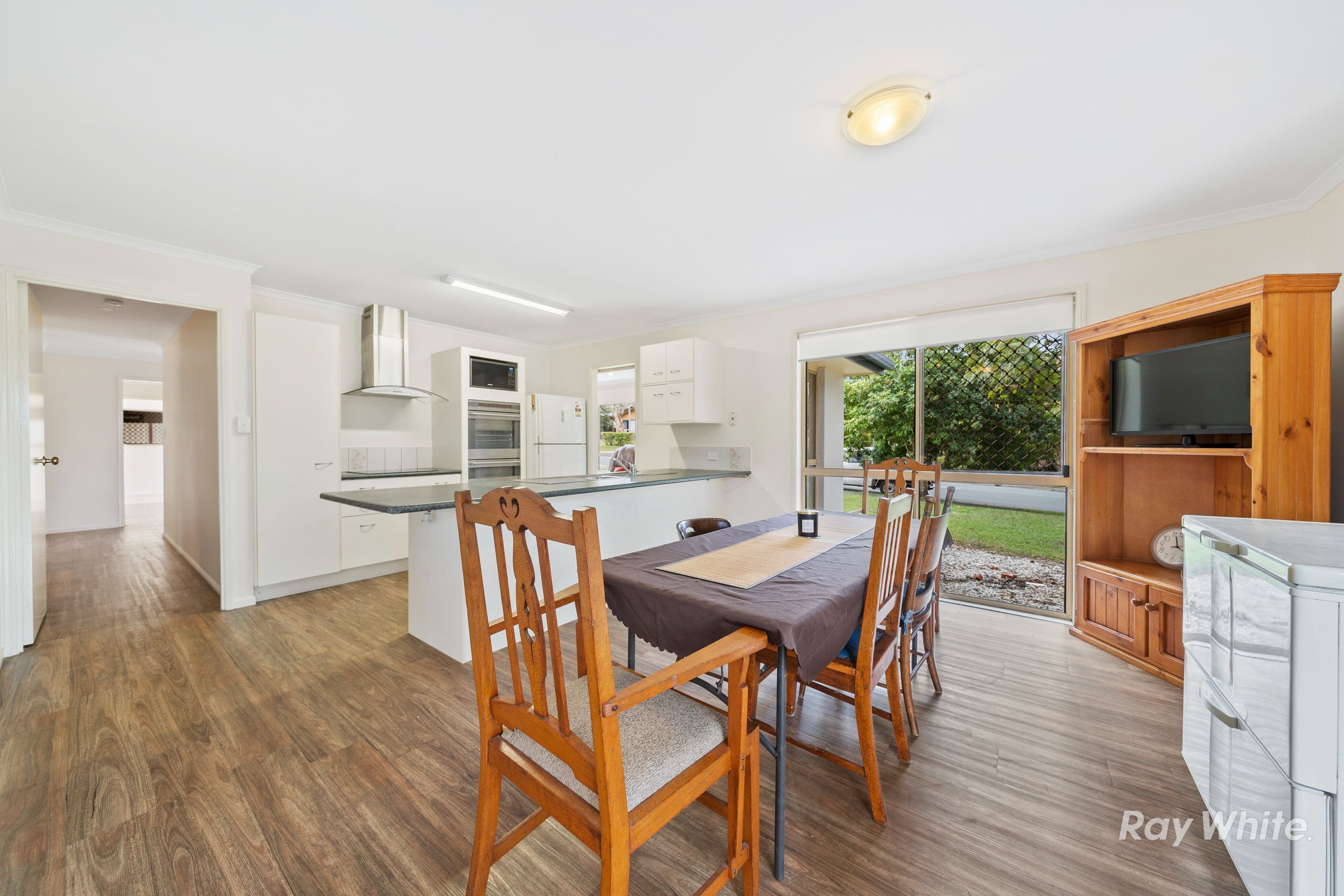 19 Ammons Street, Browns Plains QLD 4118, Browns Plains - Thumbnail 6