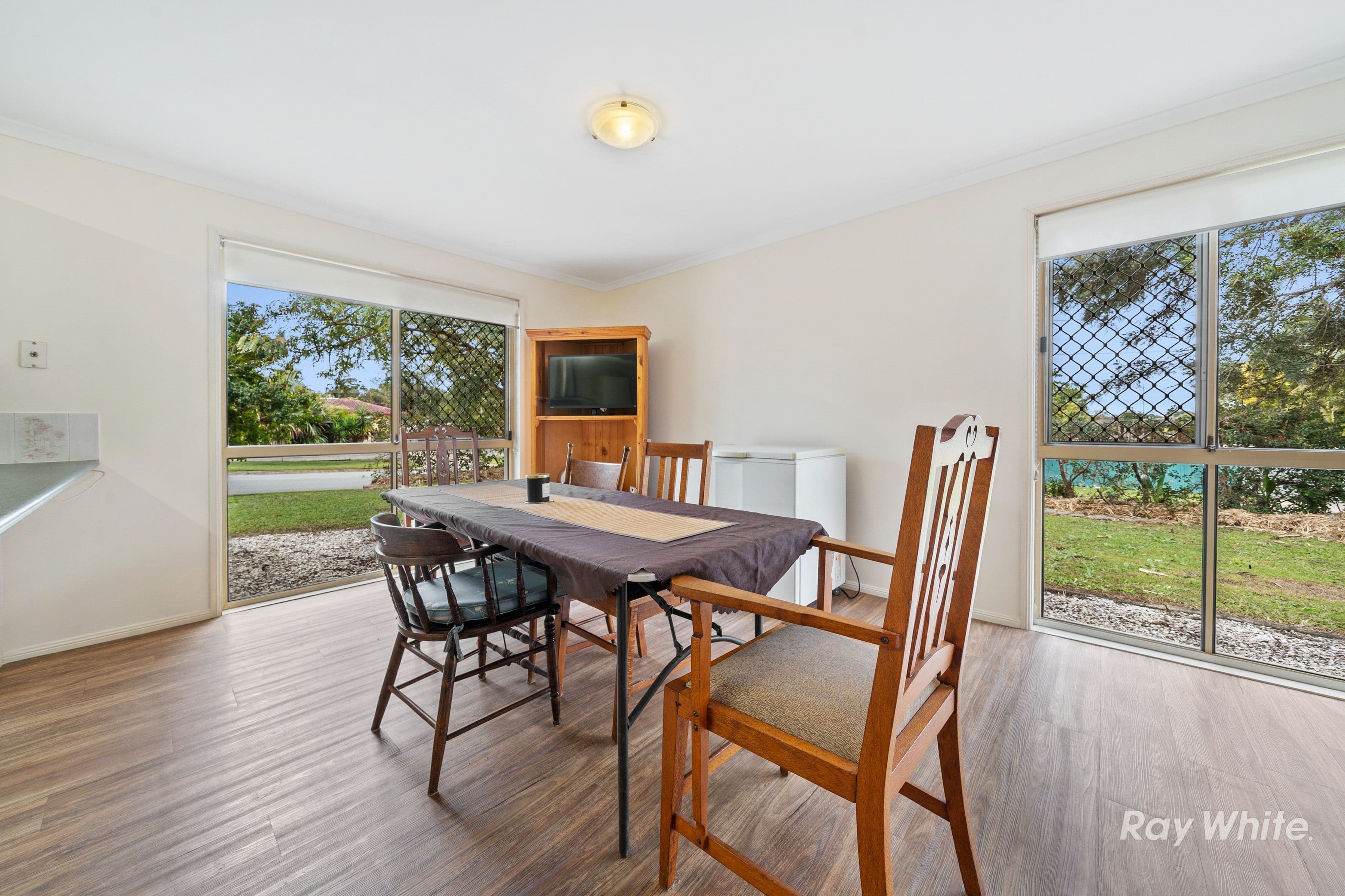 19 Ammons Street, Browns Plains QLD 4118, Browns Plains - Thumbnail 7