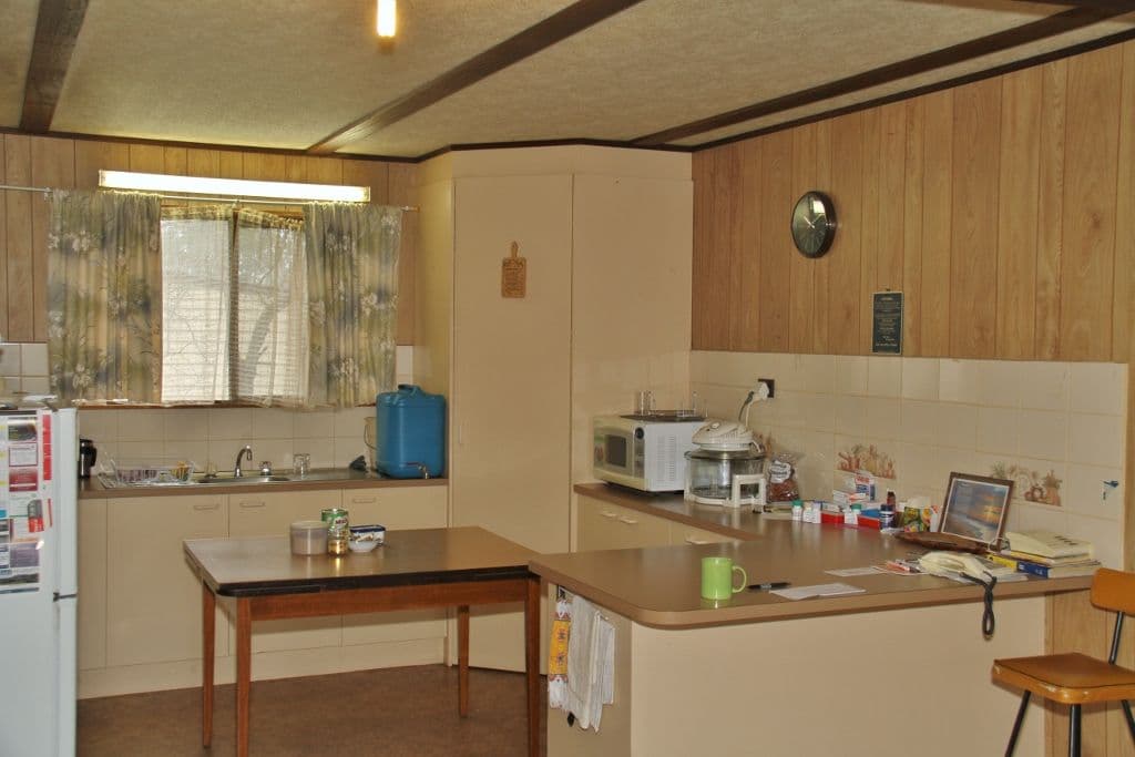 222 High Street, Heathcote VIC 3523, Heathcote - Thumbnail 2