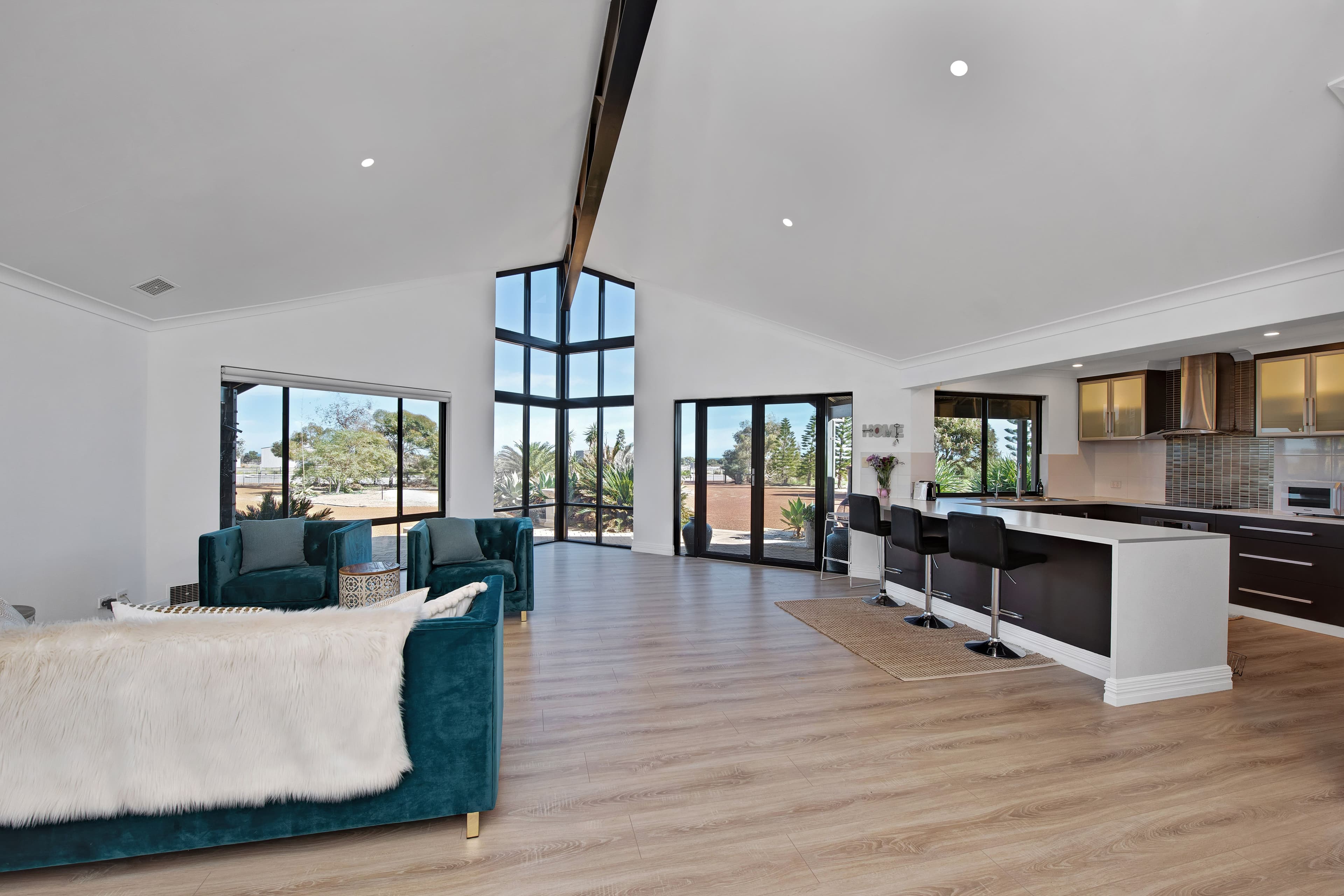 150 Parmelia Boulevard, White Peak WA 6532, White Peak - Thumbnail 2