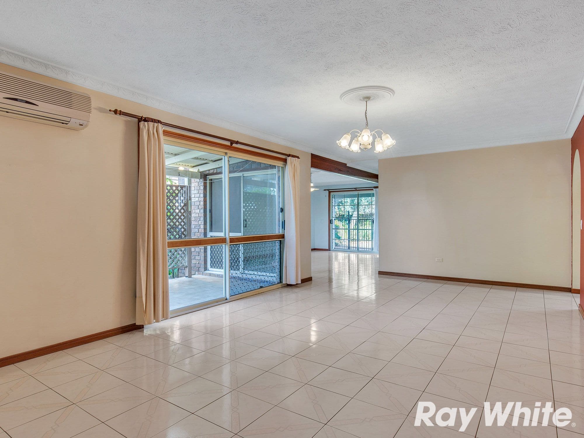 18 Eisenhower Street, Stretton QLD 4116, Stretton - Thumbnail 3