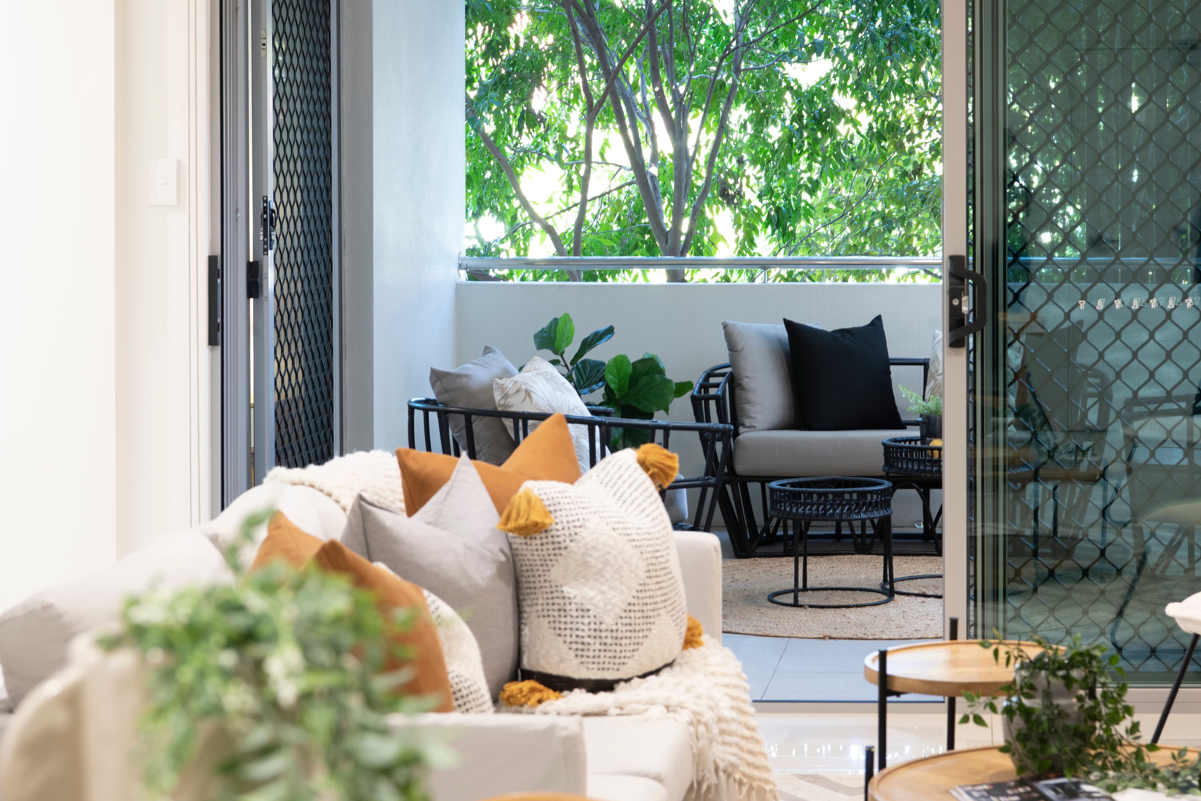 53-55 Pembroke Street, Carina QLD 4152, Carina - Thumbnail 2