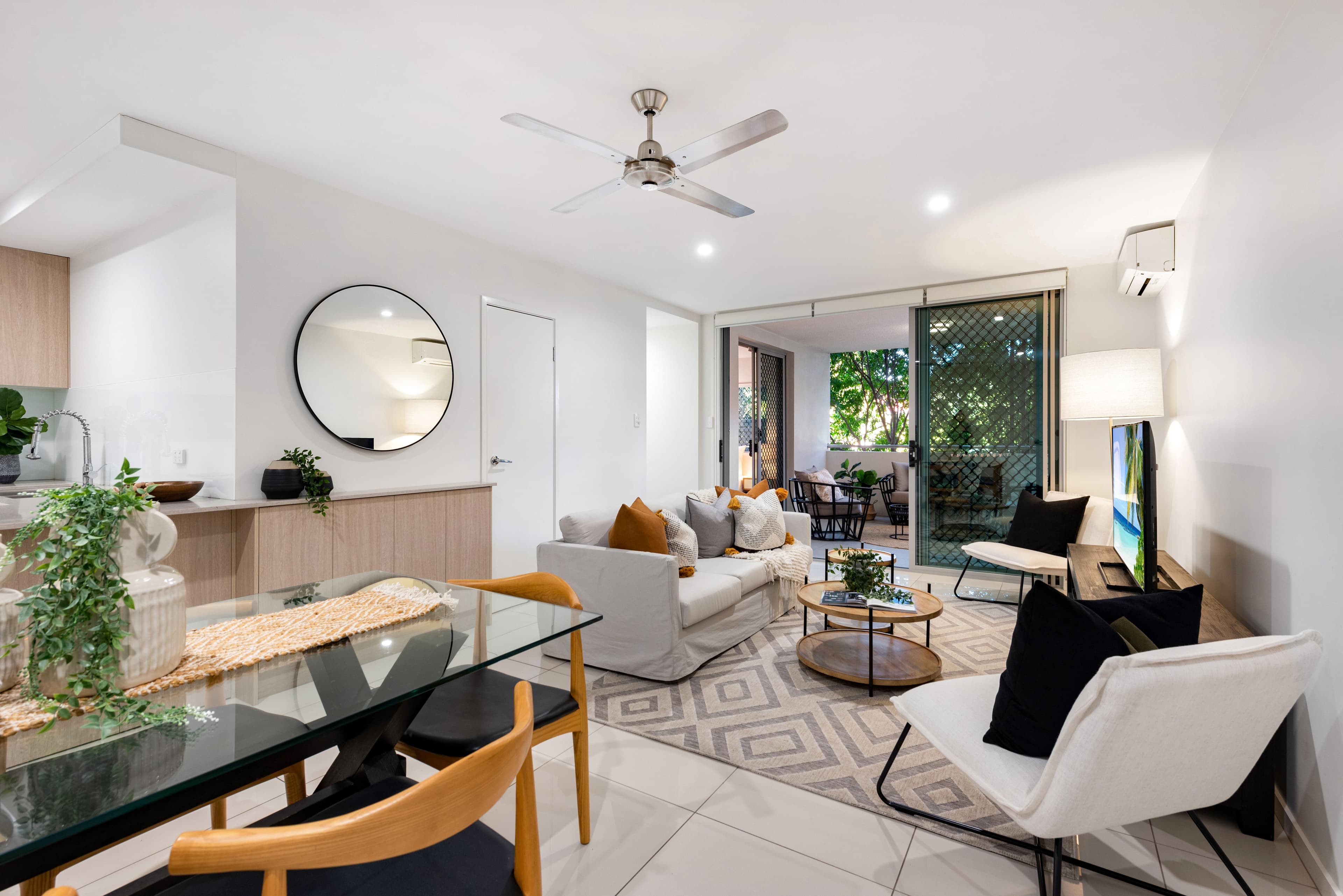 53-55 Pembroke Street, Carina QLD 4152, Carina - Thumbnail 3