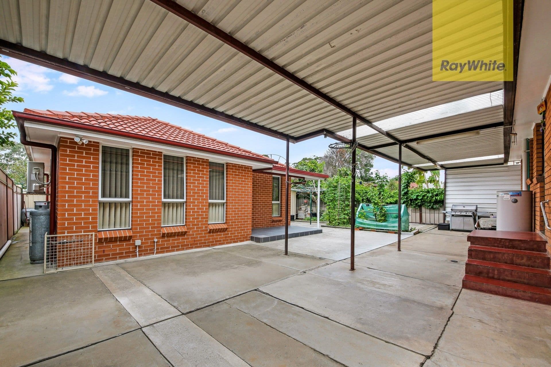 27 Shawnee Street, Greenfield Park NSW 2176, Greenfield Park - Thumbnail 2