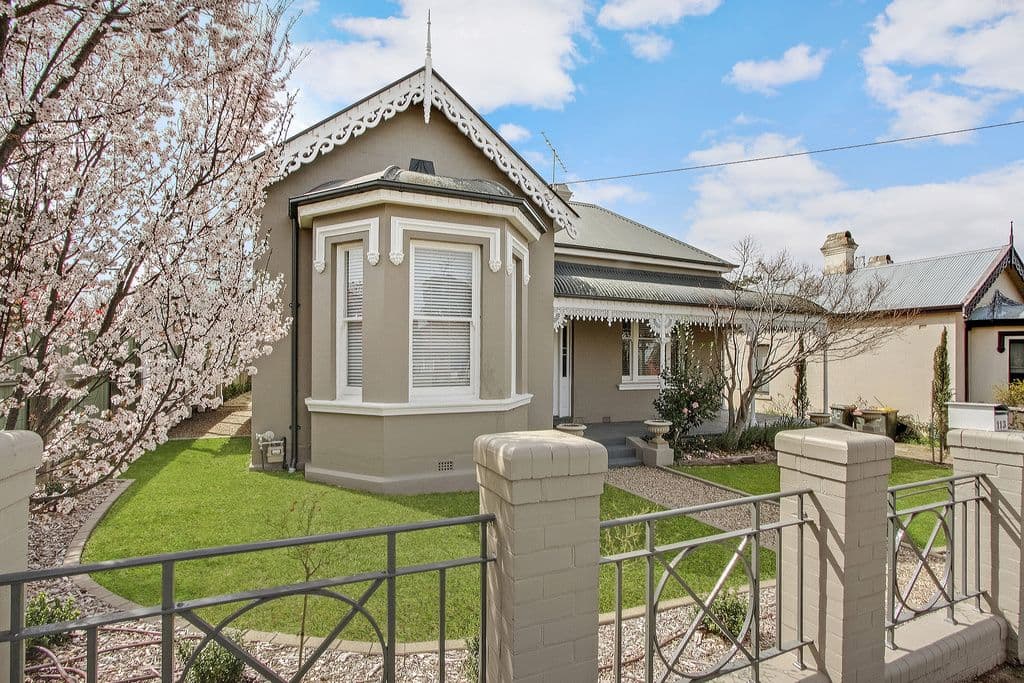 66 Bradley Street, Goulburn - Image 1