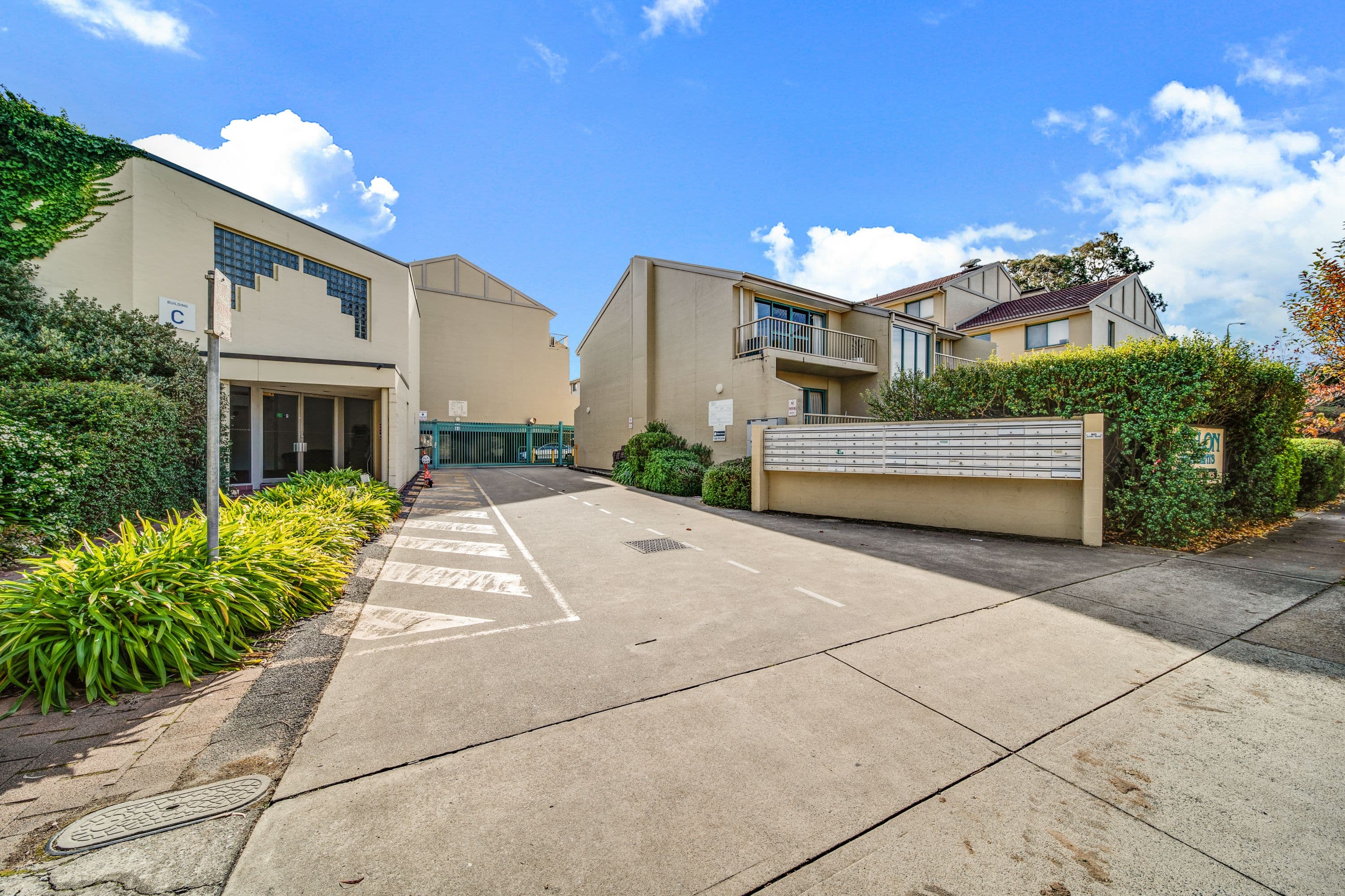 53 Mcmillan Crescent, Griffith ACT 2603, Griffith - Thumbnail 2
