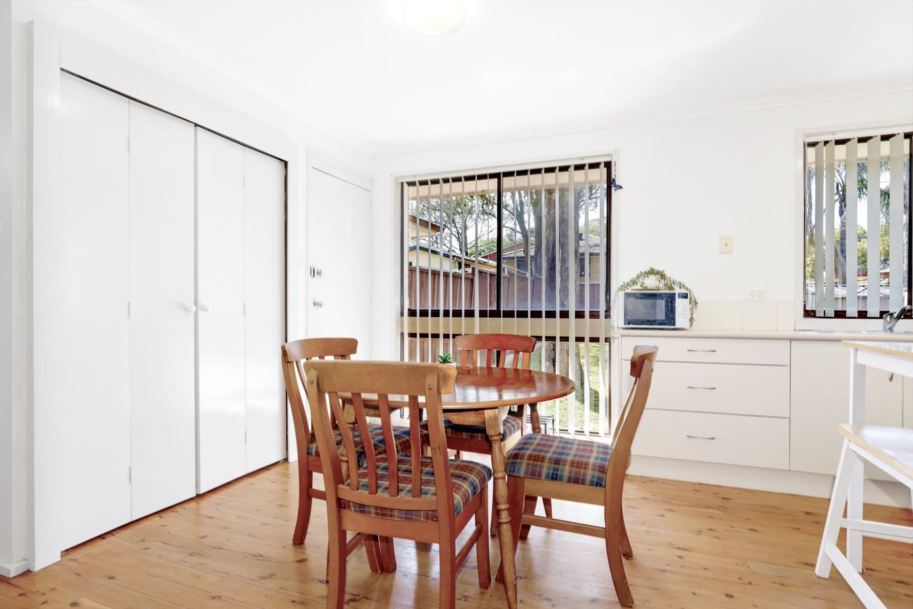 10 & 10a Rosella Place, Cranebrook NSW 2749, Cranebrook - Thumbnail 4