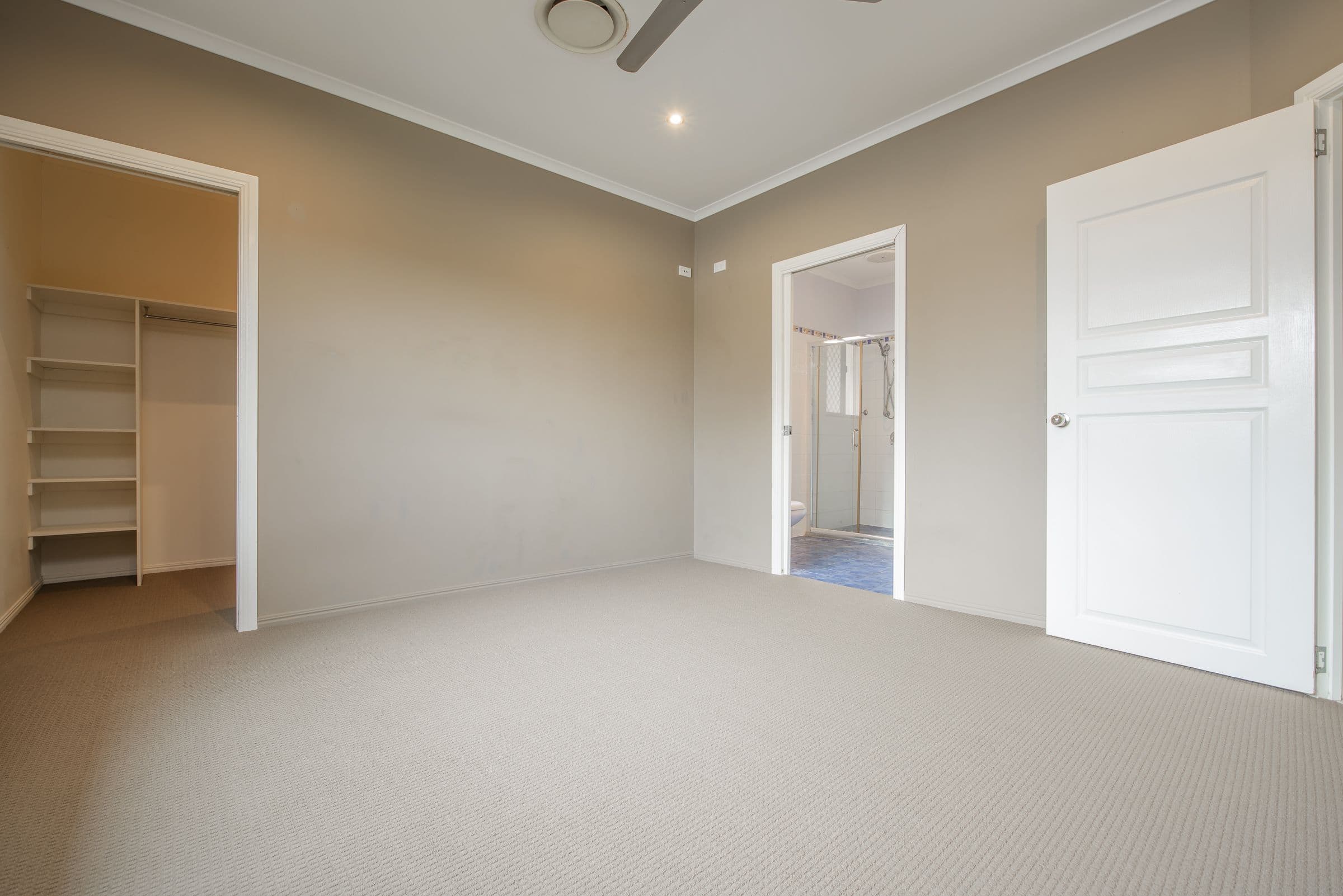 27 Flounder Crescent, Toolooa QLD 4680, Toolooa - Thumbnail 6