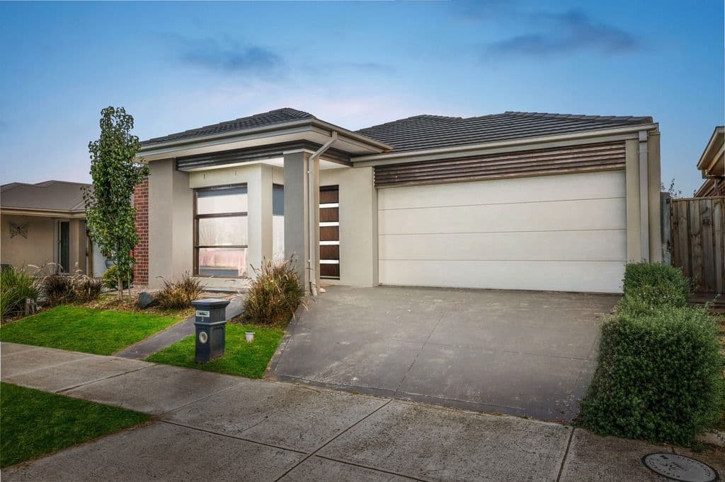 3 Wonderland Road, Werribee VIC 3030, Werribee - Thumbnail 2