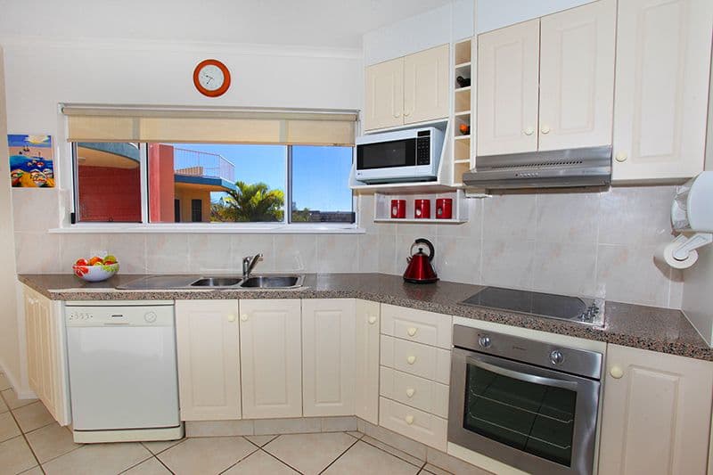 12 Memorial Avenue, MAROOCHYDORE QLD 4558, Maroochydore - Thumbnail 3