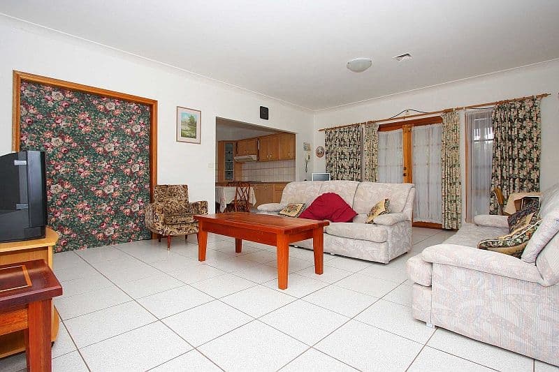 4 Fern Court, MILL PARK VIC 3082, Mill Park - Thumbnail 4