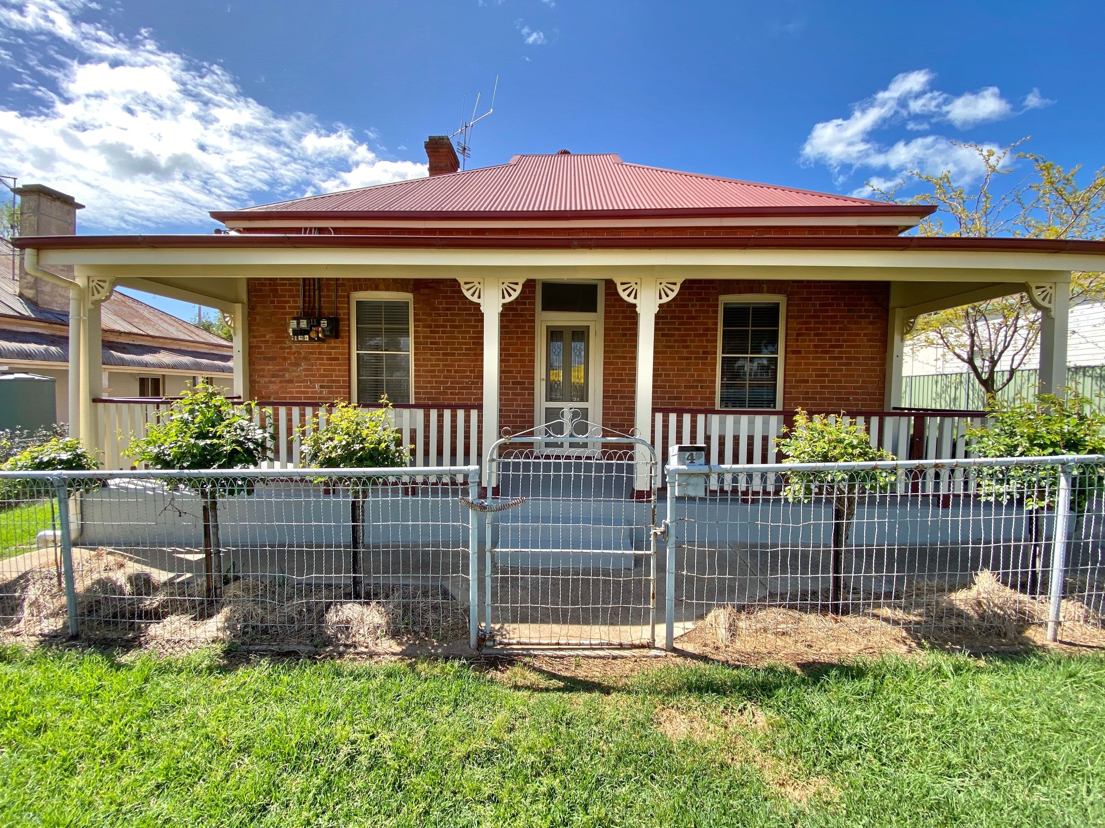 4 Belmore Street, Canowindra NSW 2804, Canowindra - Image 1