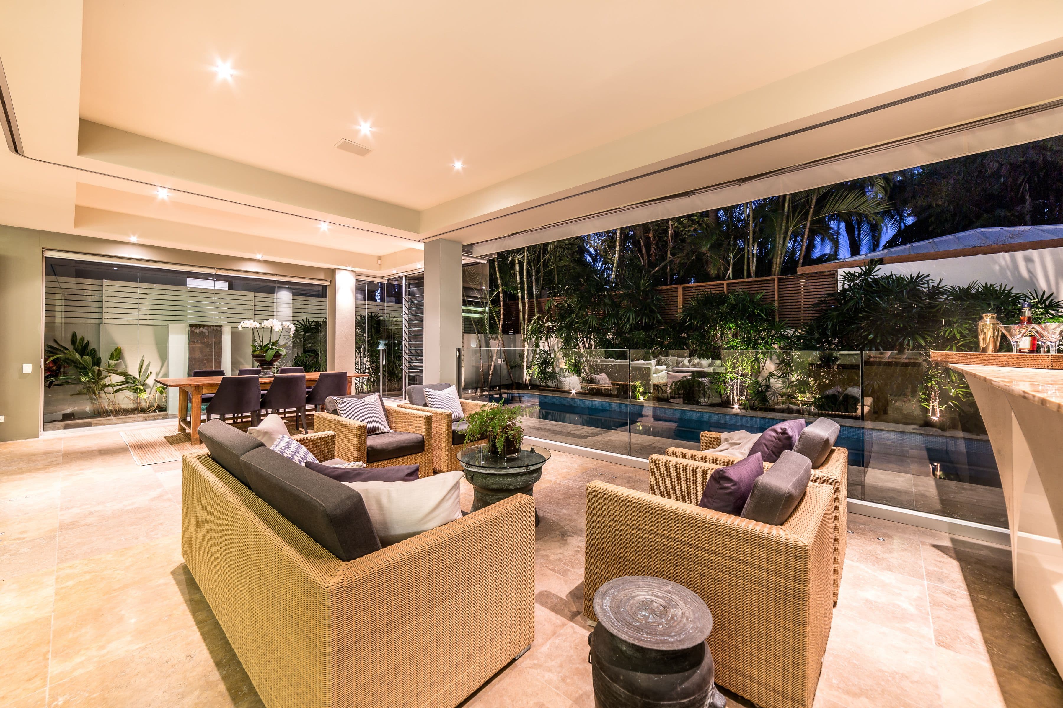 57 Woodroffe Avenue, Main Beach QLD 4217, Main Beach - Thumbnail 3