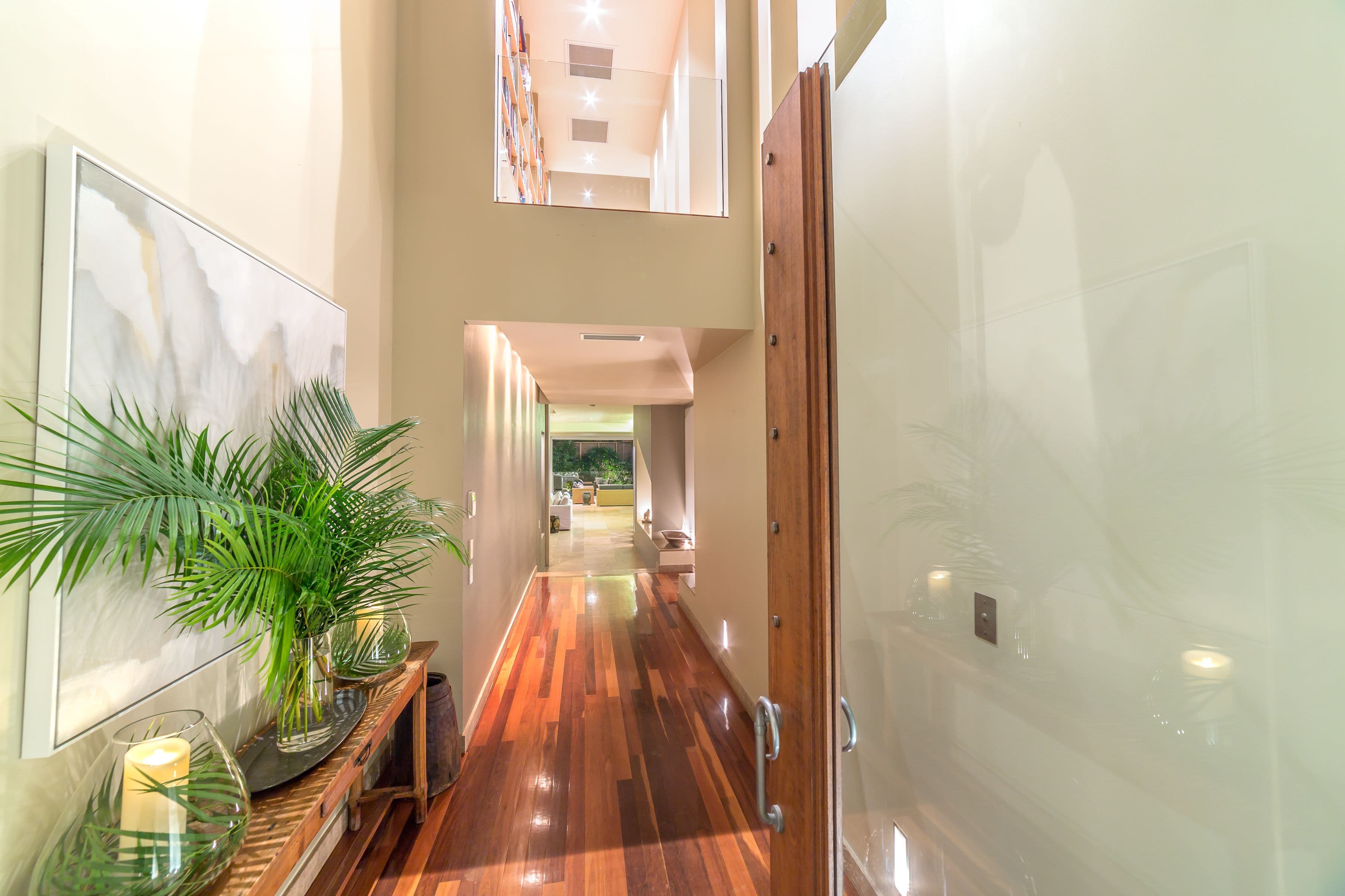 57 Woodroffe Avenue, Main Beach QLD 4217, Main Beach - Thumbnail 7