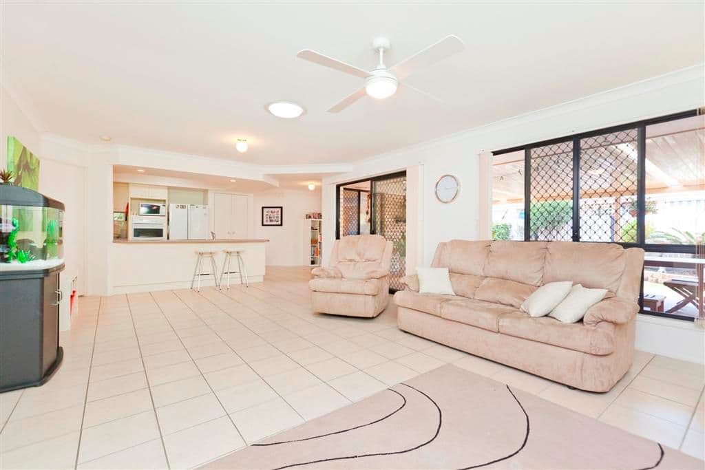 17 Orangegrove Court, BIRKDALE QLD 4159, Birkdale - Thumbnail 8
