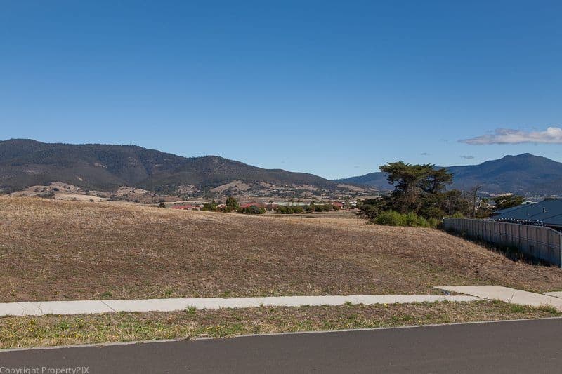 9 Lewis Court, OLD BEACH TAS 7017, Old Beach - Thumbnail 3