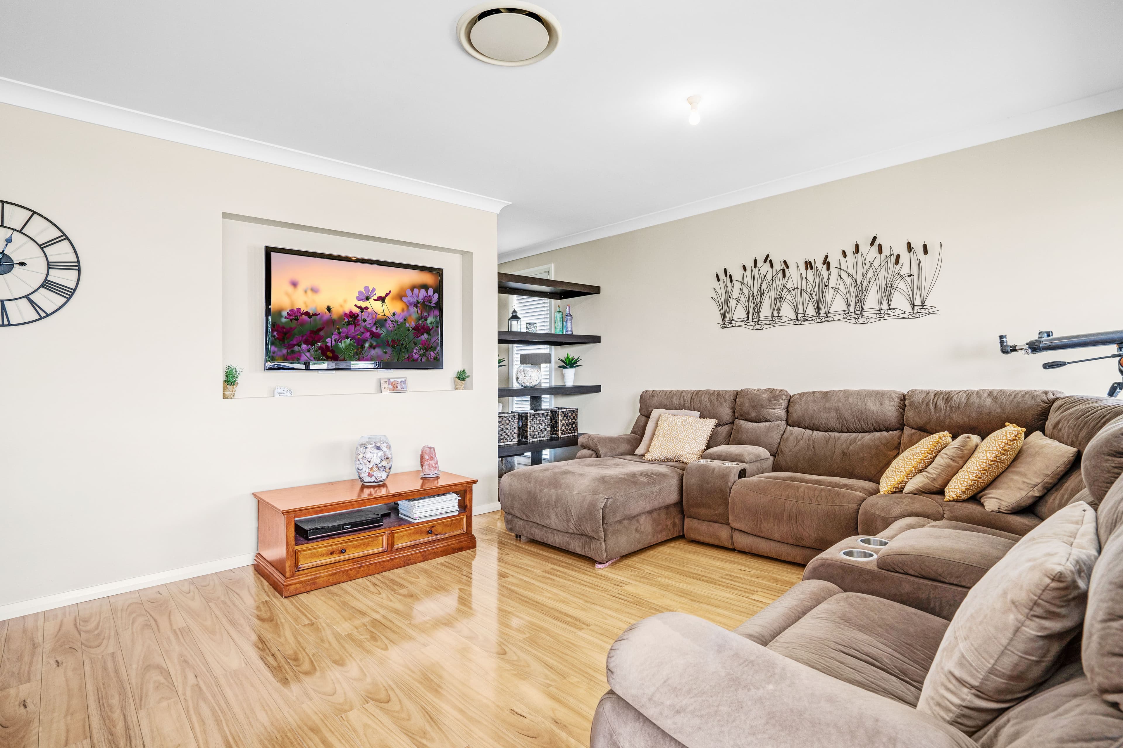 15 York Place, Raworth - Thumbnail 3