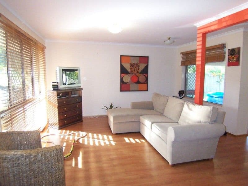 5 Maroo Street, EIGHT MILE PLAINS QLD 4113, Eight Mile Plains - Thumbnail 2