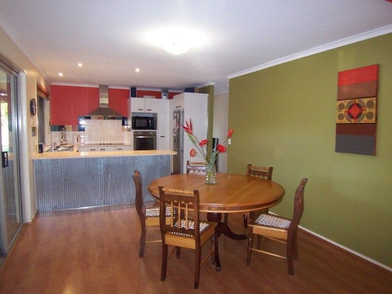 5 Maroo Street, EIGHT MILE PLAINS QLD 4113, Eight Mile Plains - Thumbnail 3