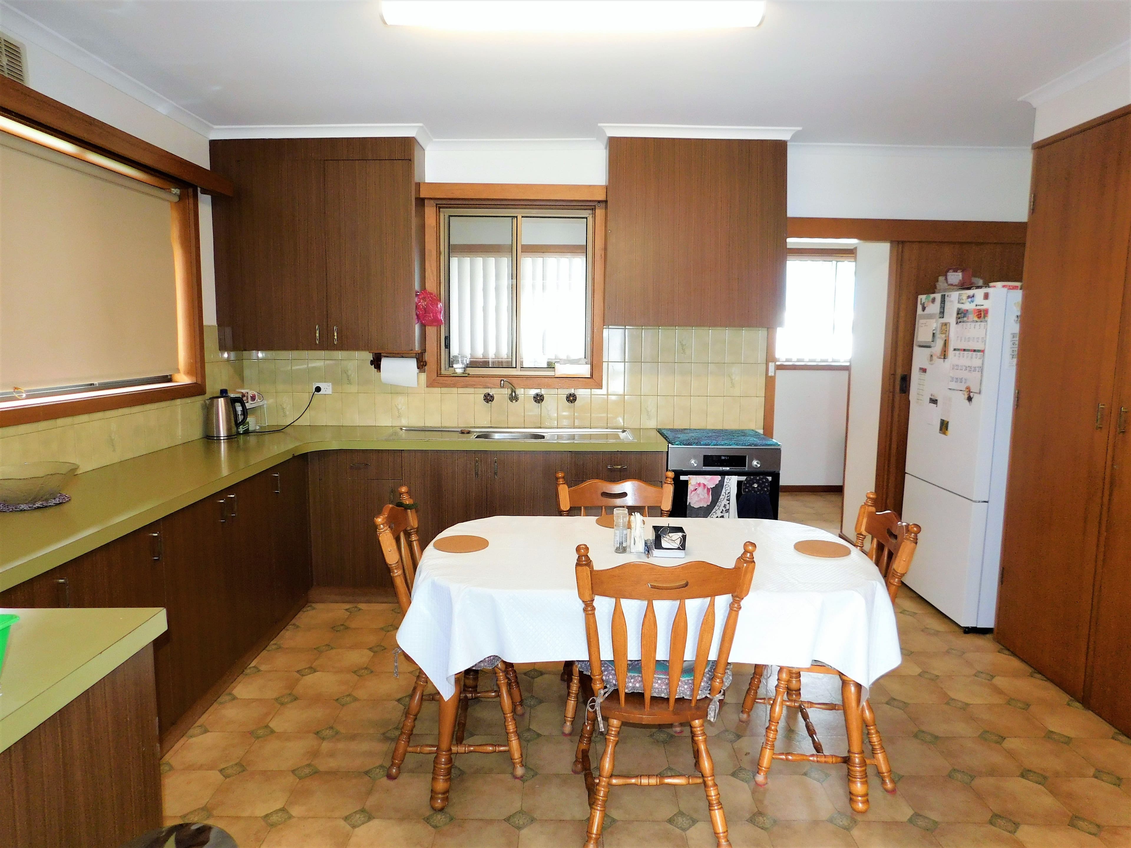 30 Crocker Street, Bordertown SA 5268, Bordertown - Thumbnail 4