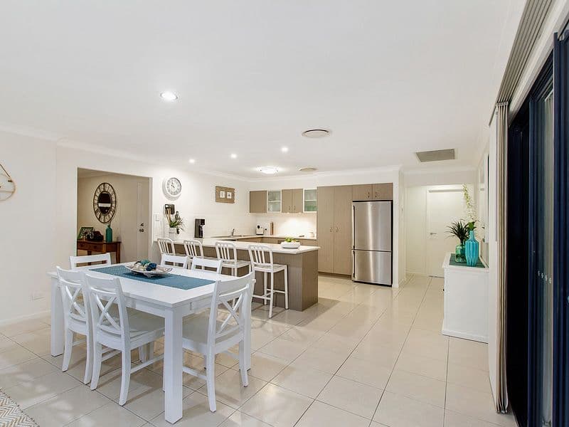 53 Regatta Avenue, Oxenford QLD 4210, Oxenford - Thumbnail 4